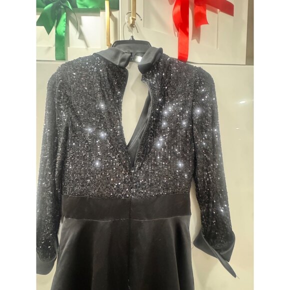Xscape Black Sequin-Embellished Gown With Satin Collar & Belt Size 4 Long Sleeve - Picture 7 of 7